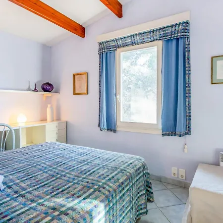 Apartment L'olivastre By Interhome Le Lavandou