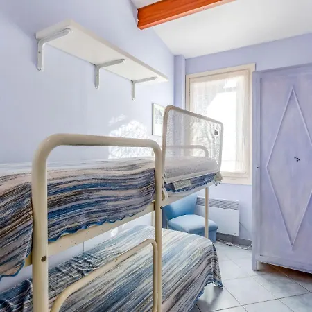 L'olivastre By Interhome Le Lavandou
